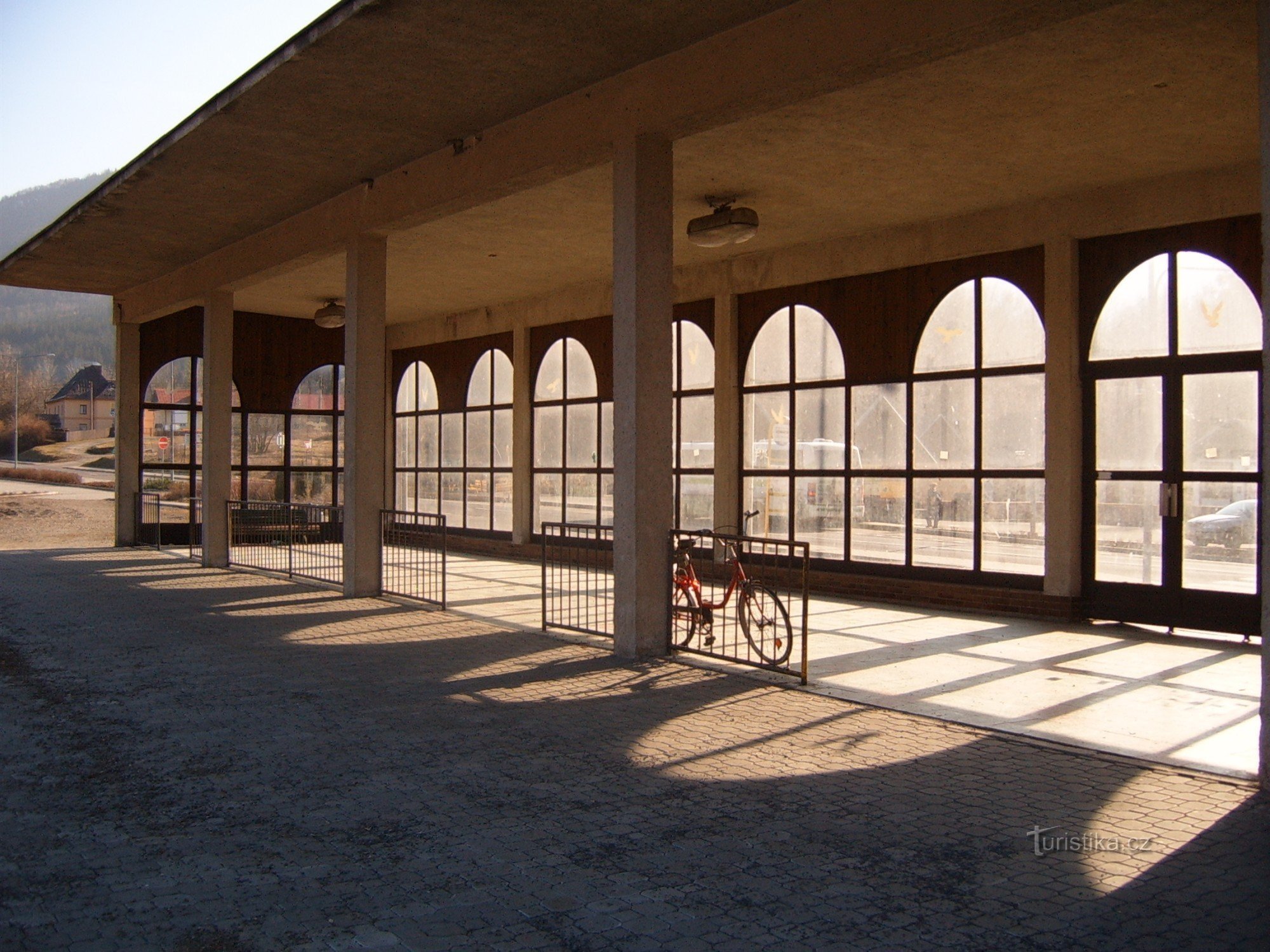 sala d'attesa della stazione