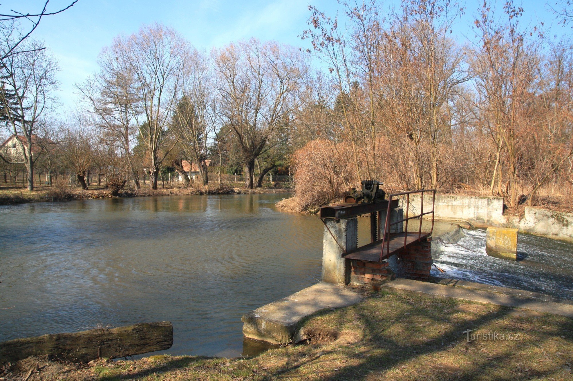 Geiler See vor der Staumauer