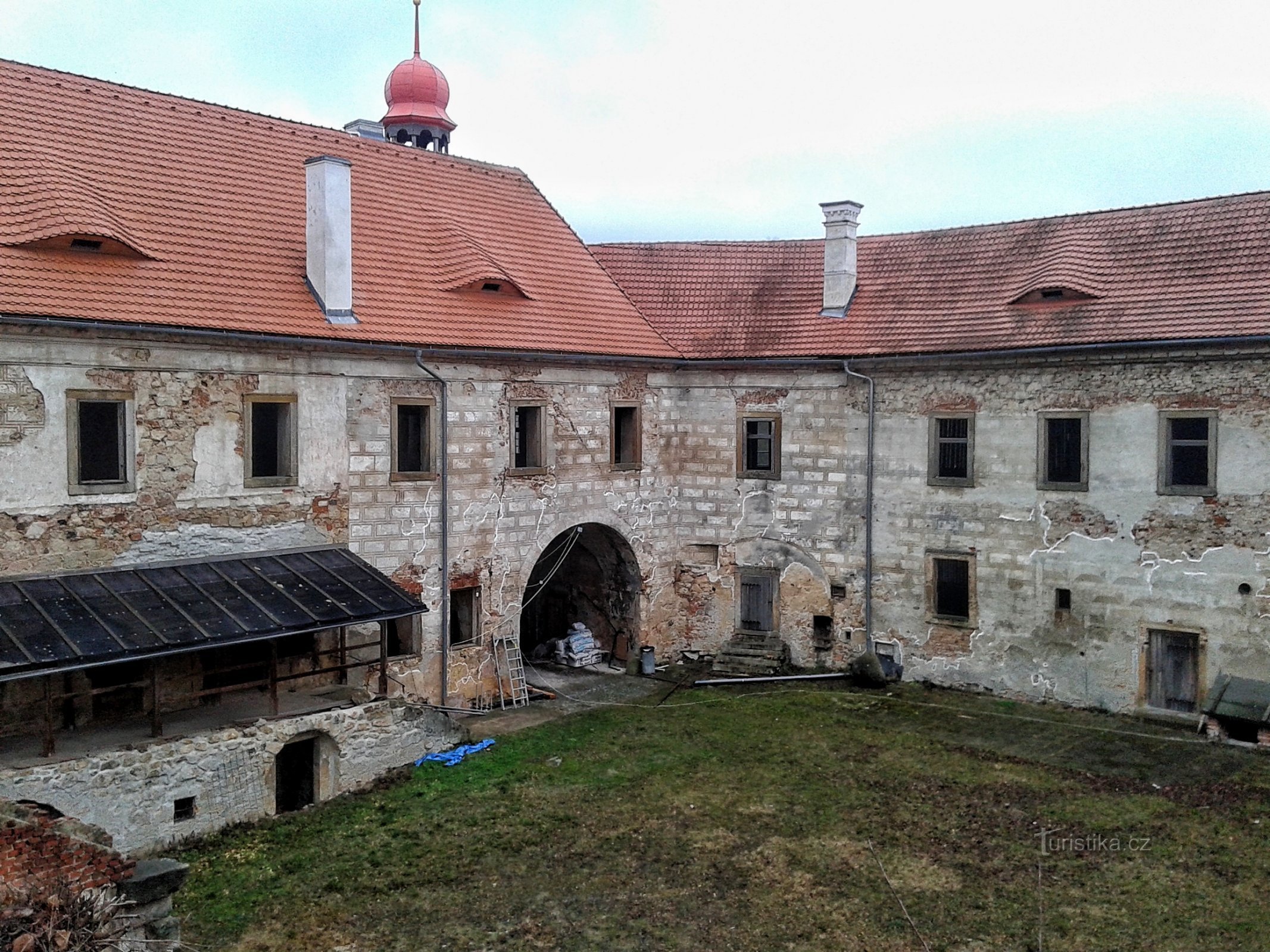 patio del castillo