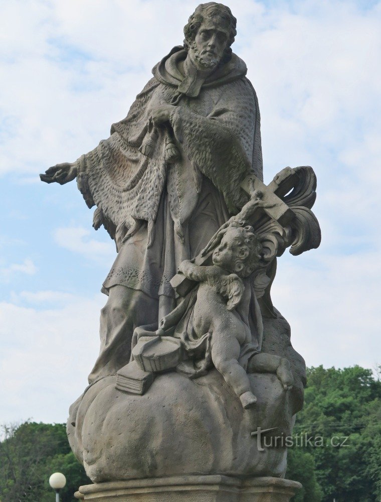 Hané-torget - staty av St. Jan Nepomucký