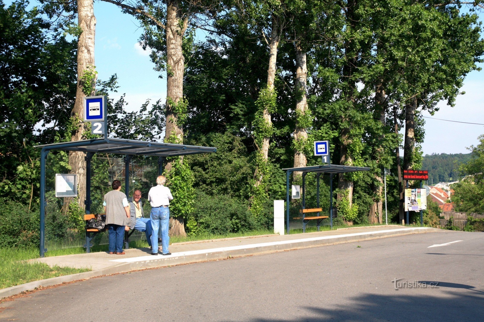 Náměšť nad Oslavou - stație de autobuz