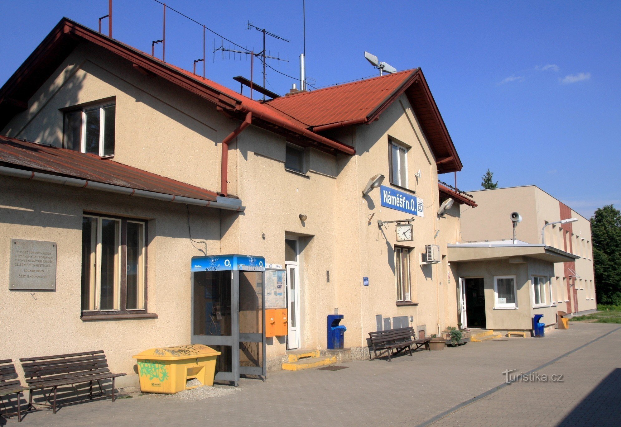 Náměšť nad Oslavou - railway station