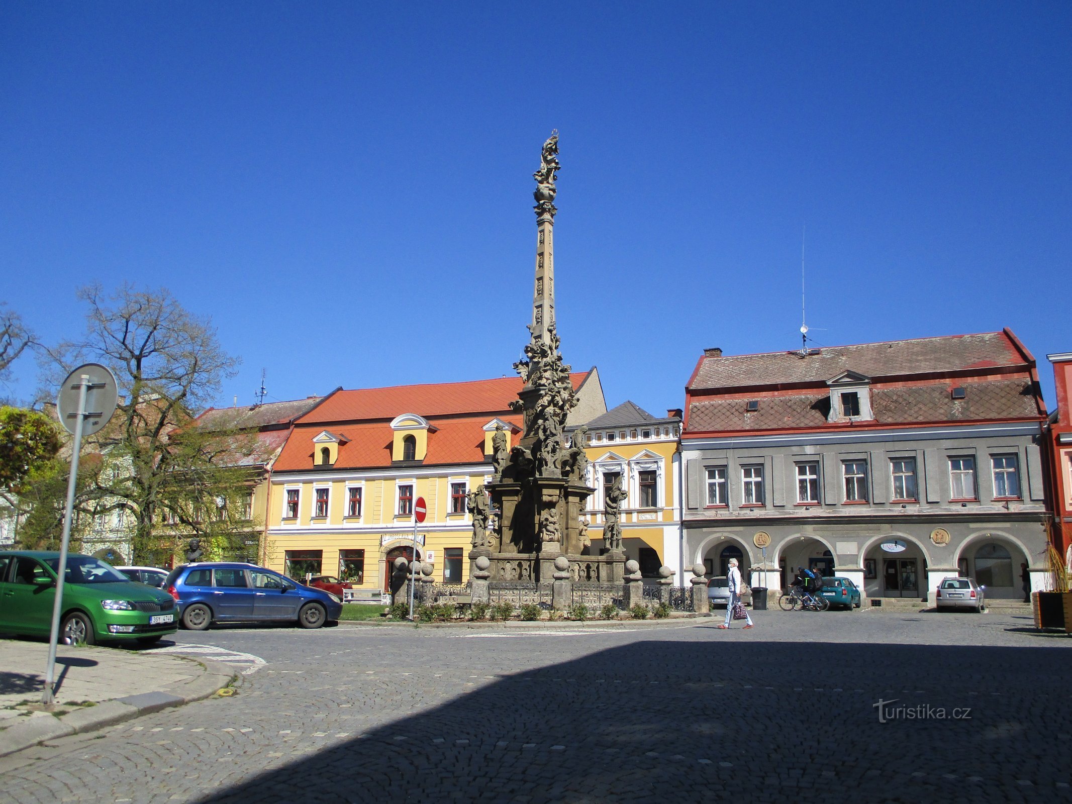 Tjeckoslovakiska arméns torg (Jaroměř, 22.4.2020 april XNUMX)