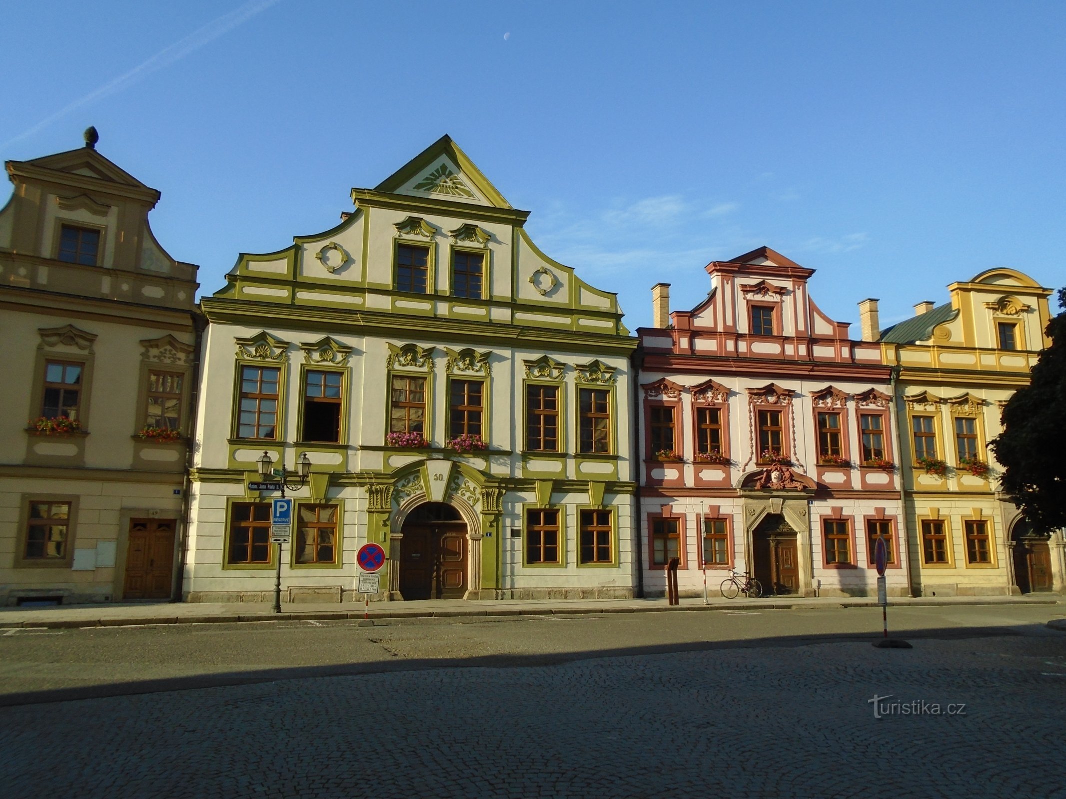 Place Jean-Paul II N° 50-51 (Hradec Králové, 5.7.2018 juillet XNUMX)