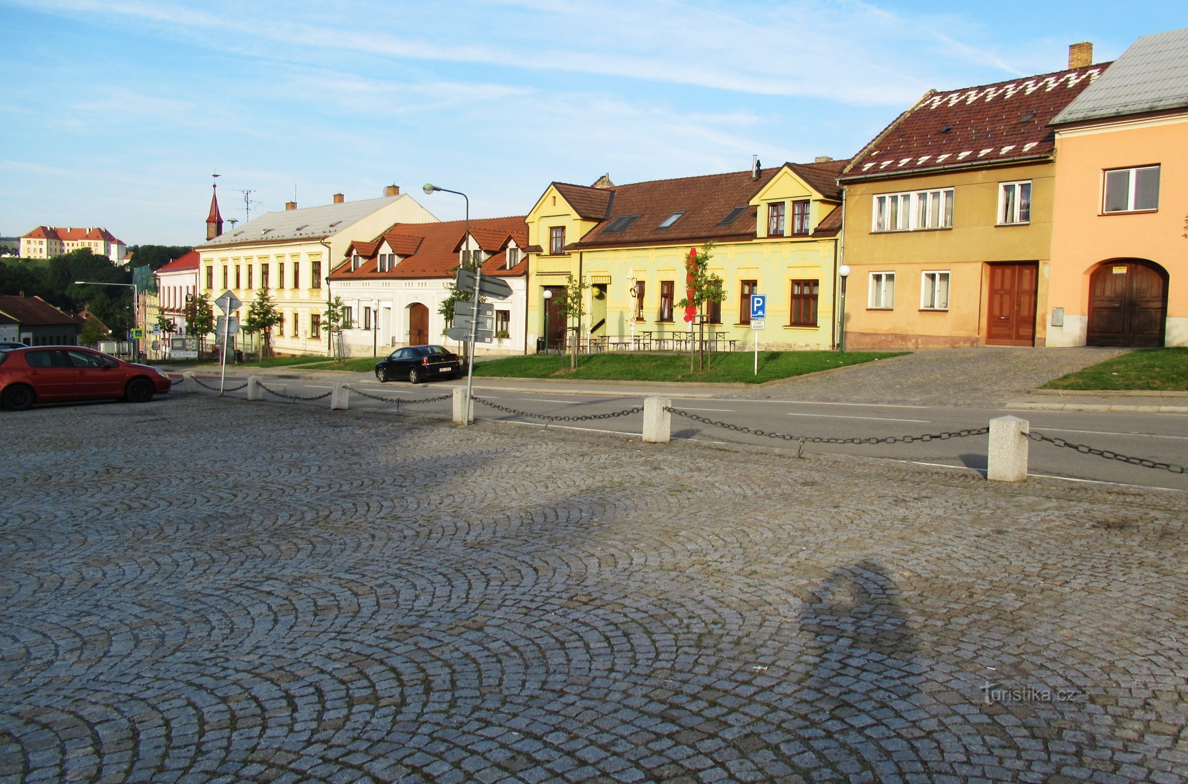 Piața Regelui George din Kunštát