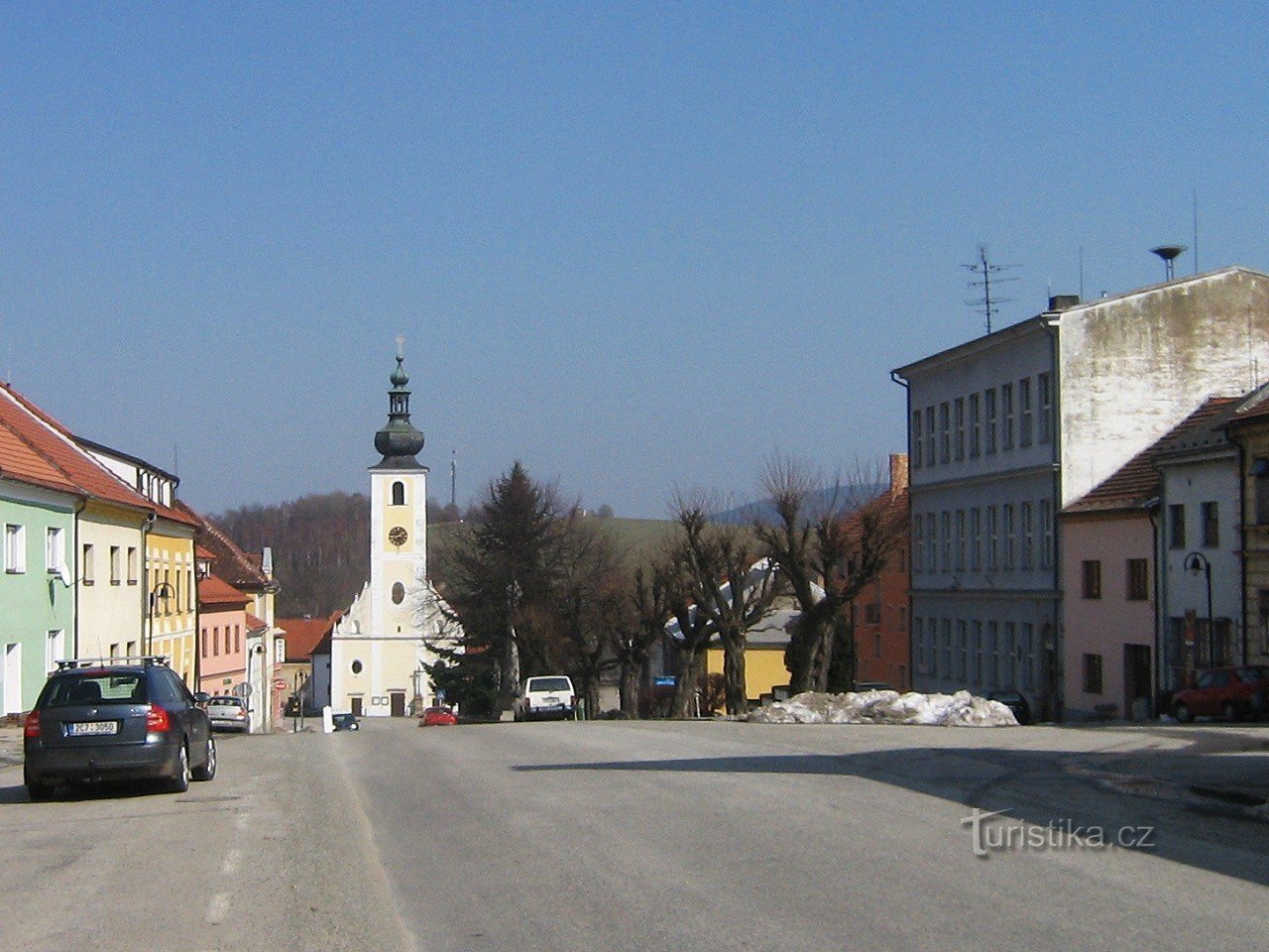 Piazza a Benešov nad Černou