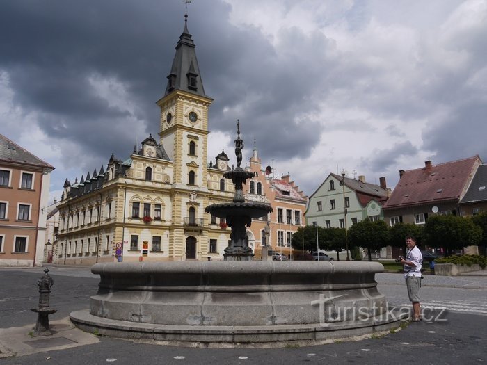 Square in Hodkovice nad Mohelkou