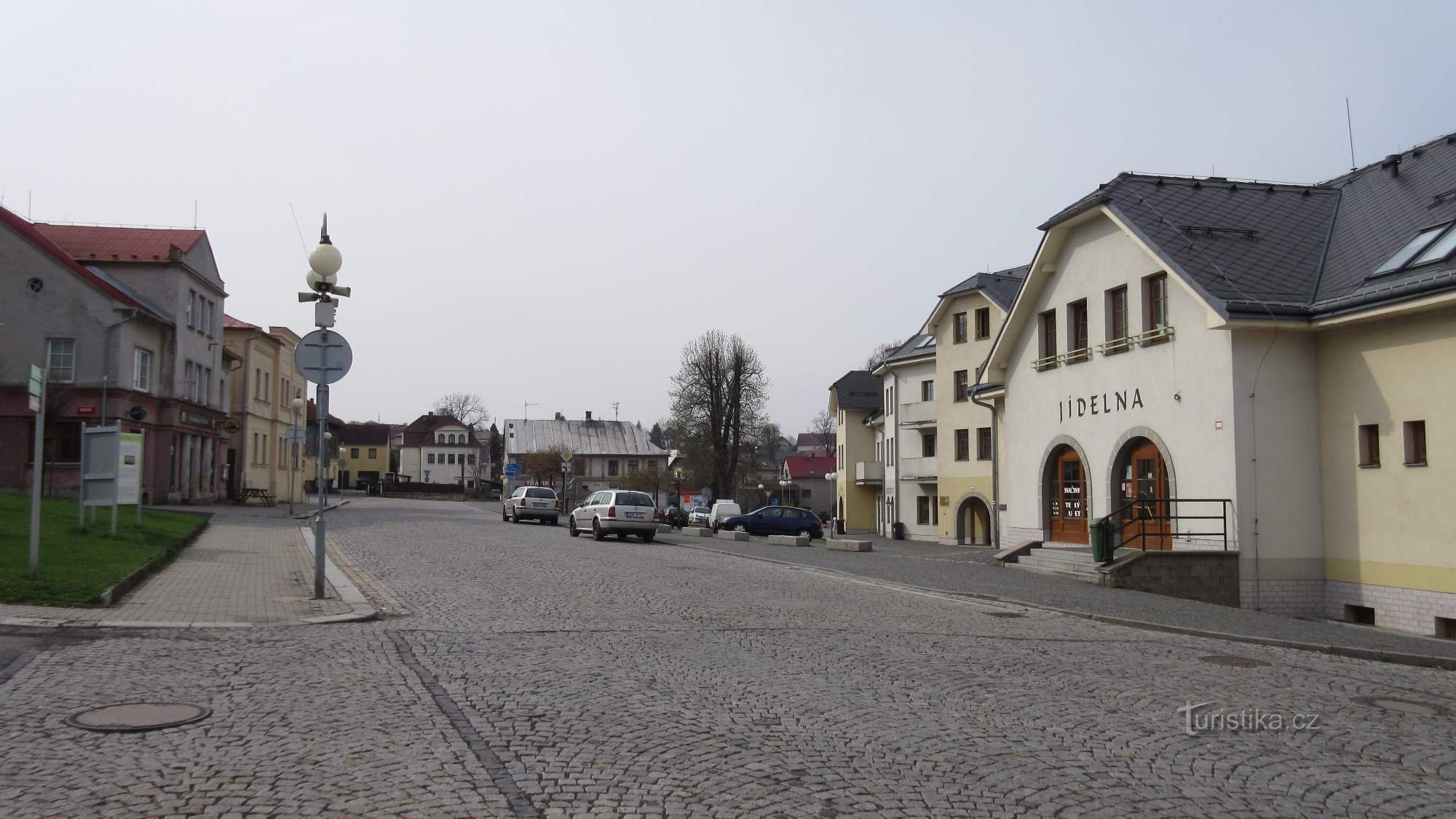 praça em Kamenické Šenov