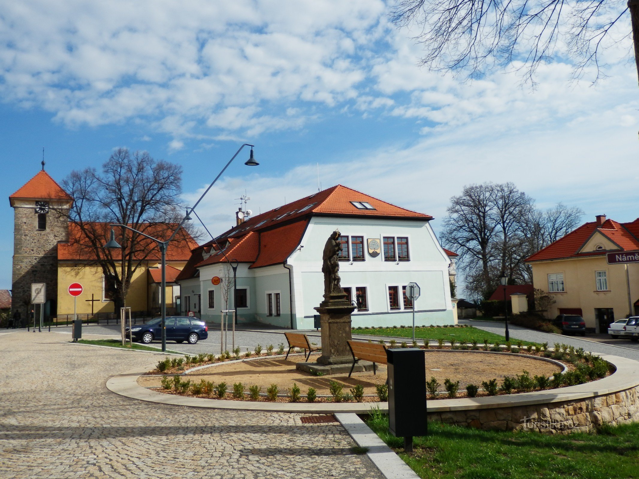 Nasavrky - square