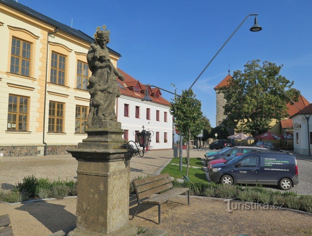 Nasavrky - statue af St. Jan Nepomucký