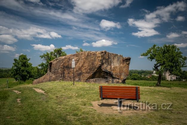 Куржимская научная тропа, Лехув камень. Фото: Ханка Крейбихова