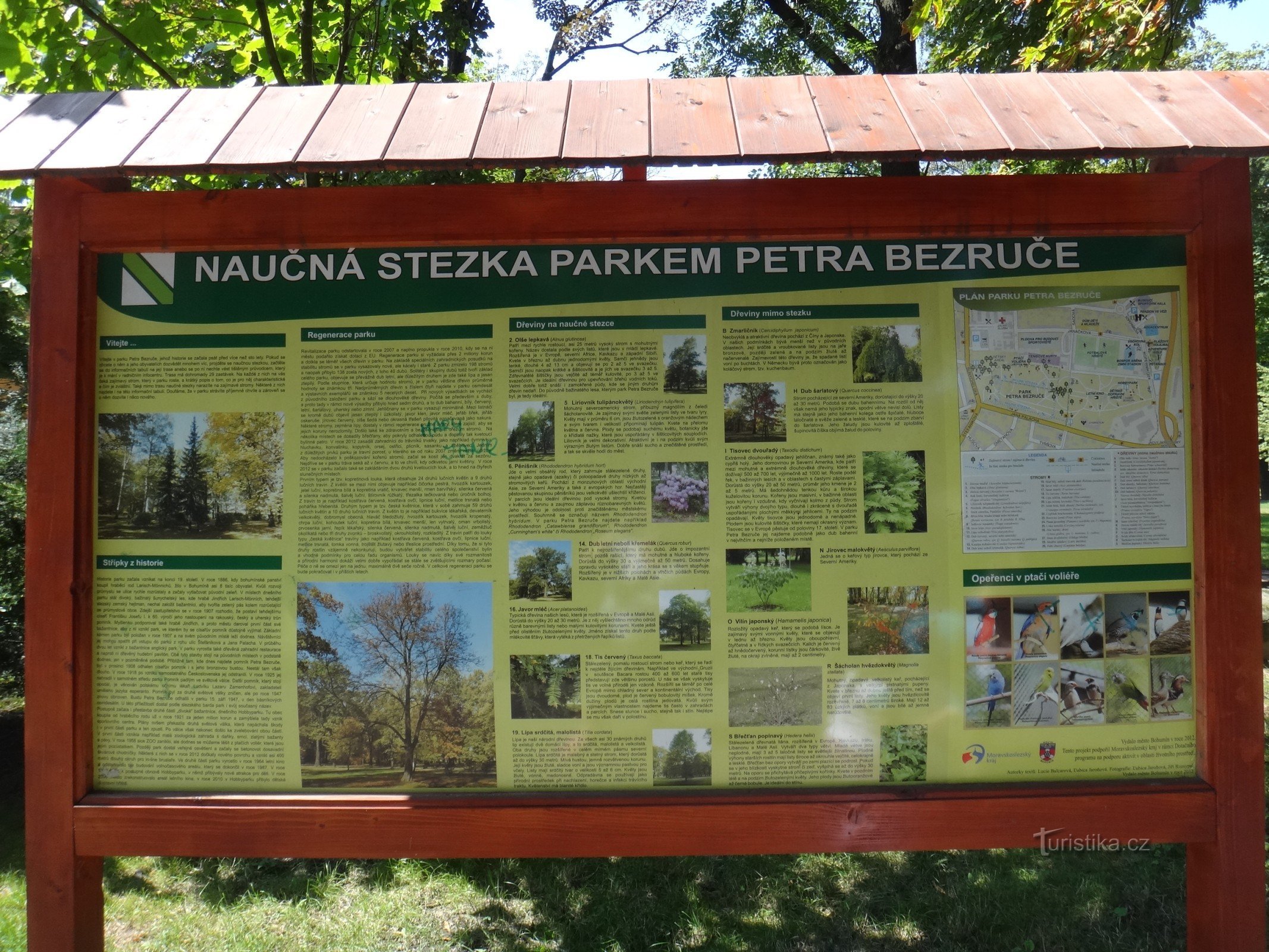 utbildningsstig i parken P. Bezruče