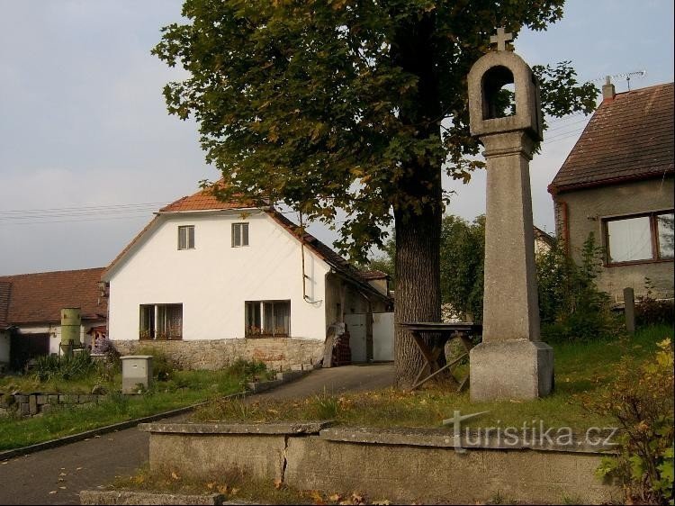 Semi-remorque du village