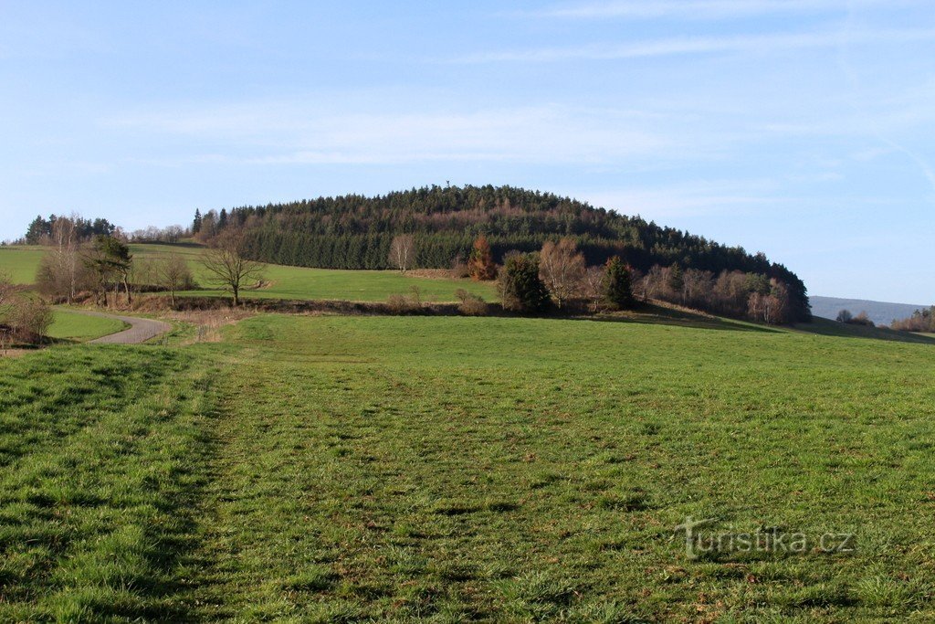 La collina sopra Dlouha Vsí