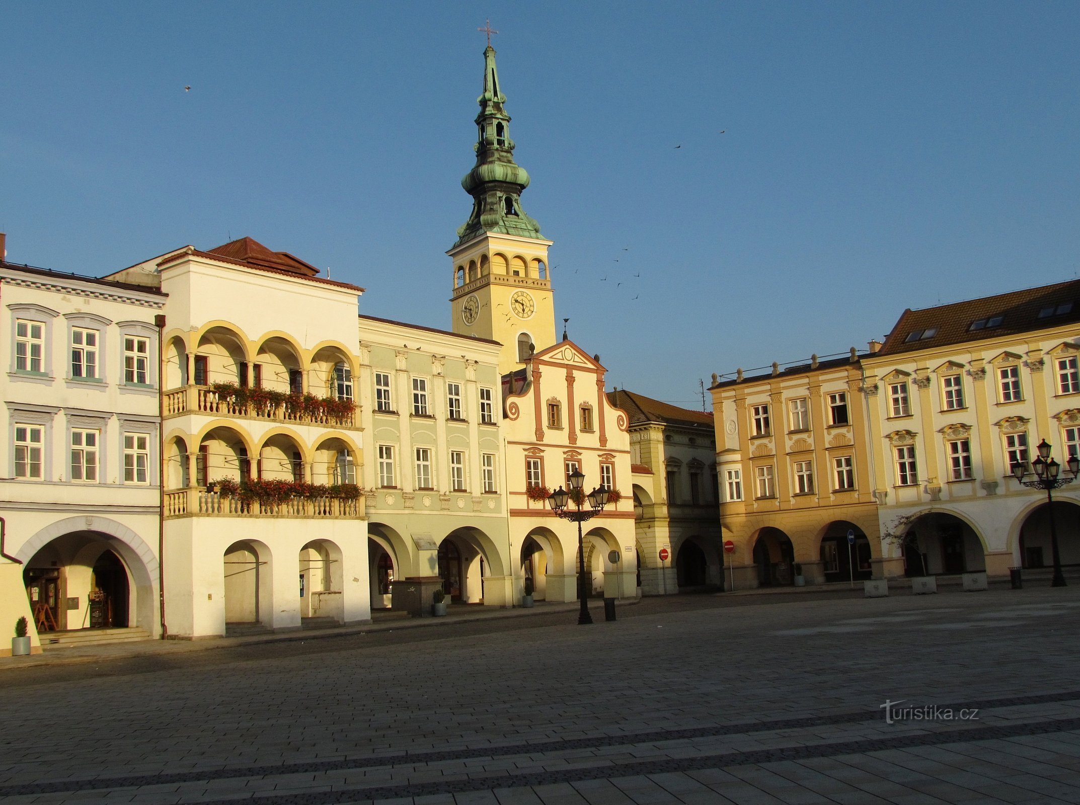 Návštěva zámku v Novém Jičíně a cesta na Skalky