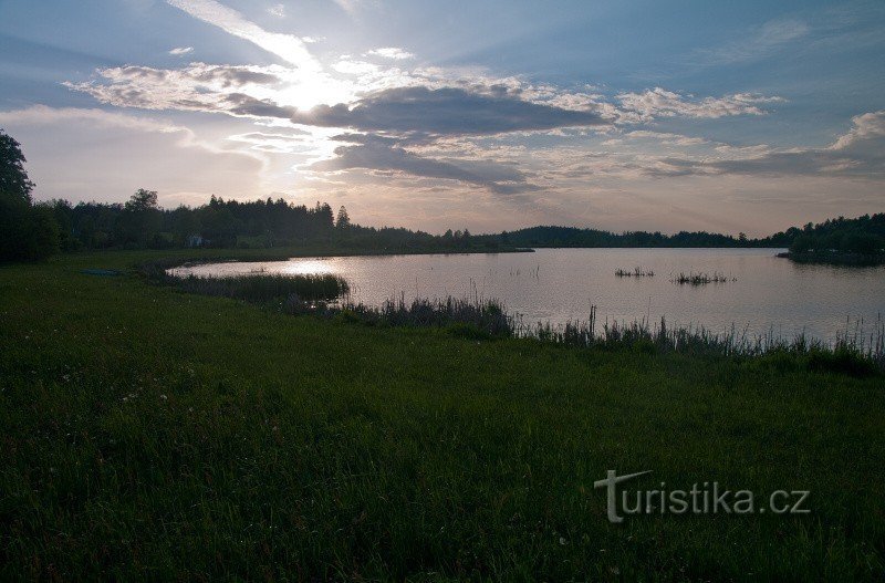 Hemelse vijver in Smrčná