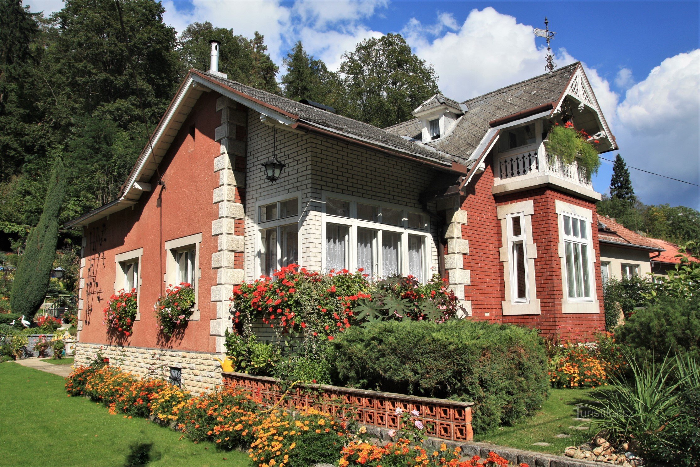 Nedvědice - Loosova vila