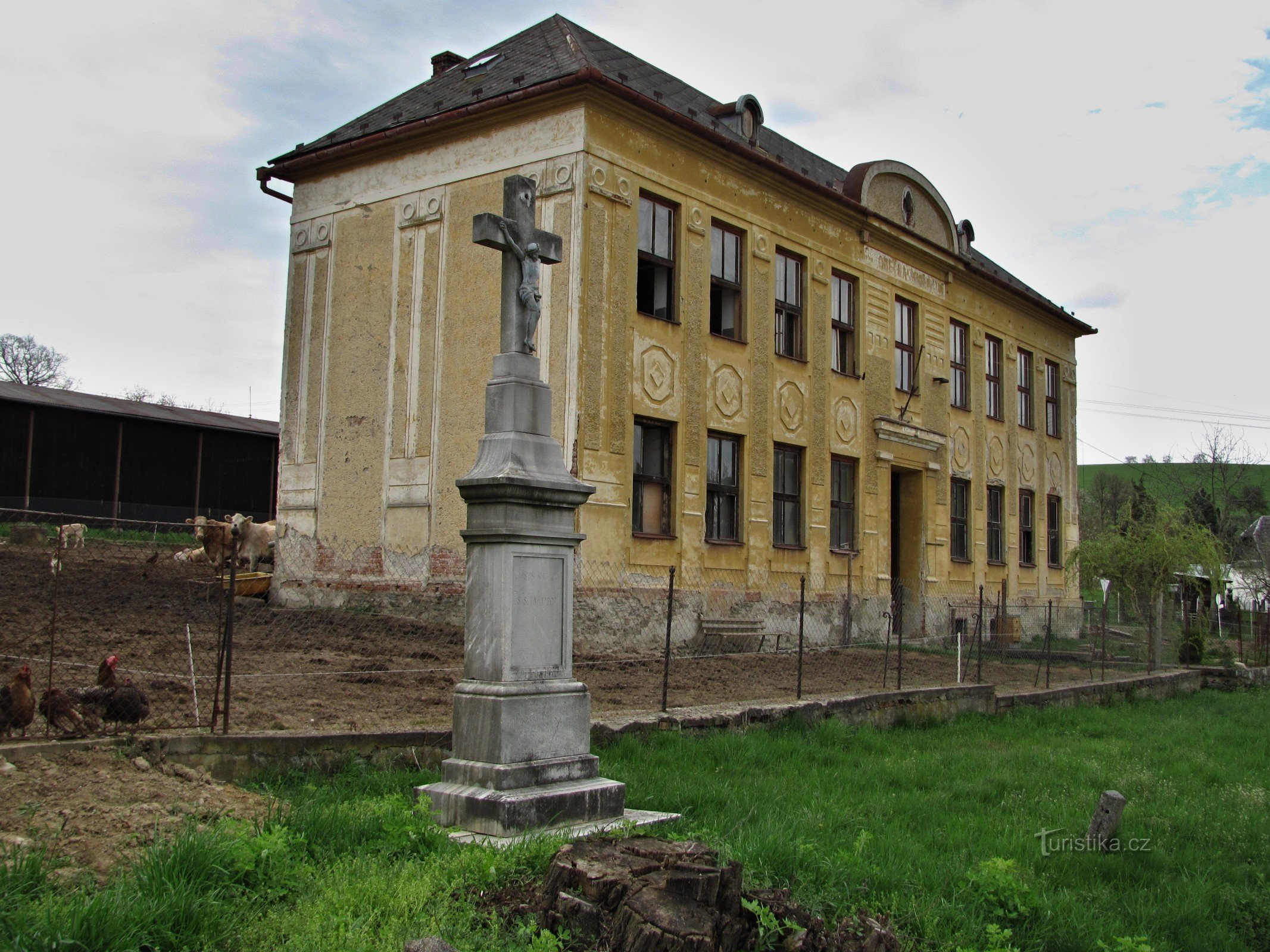 Nedvezí (Rohle) – Escuela municipal alemana