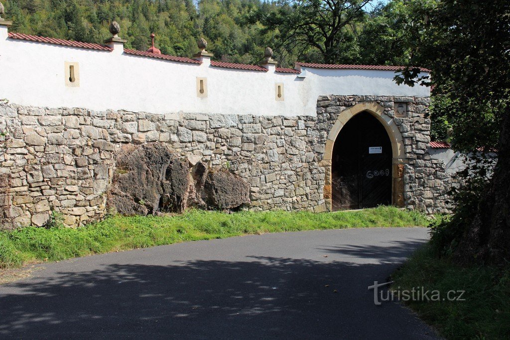 Nejdek entrance gate of the castle