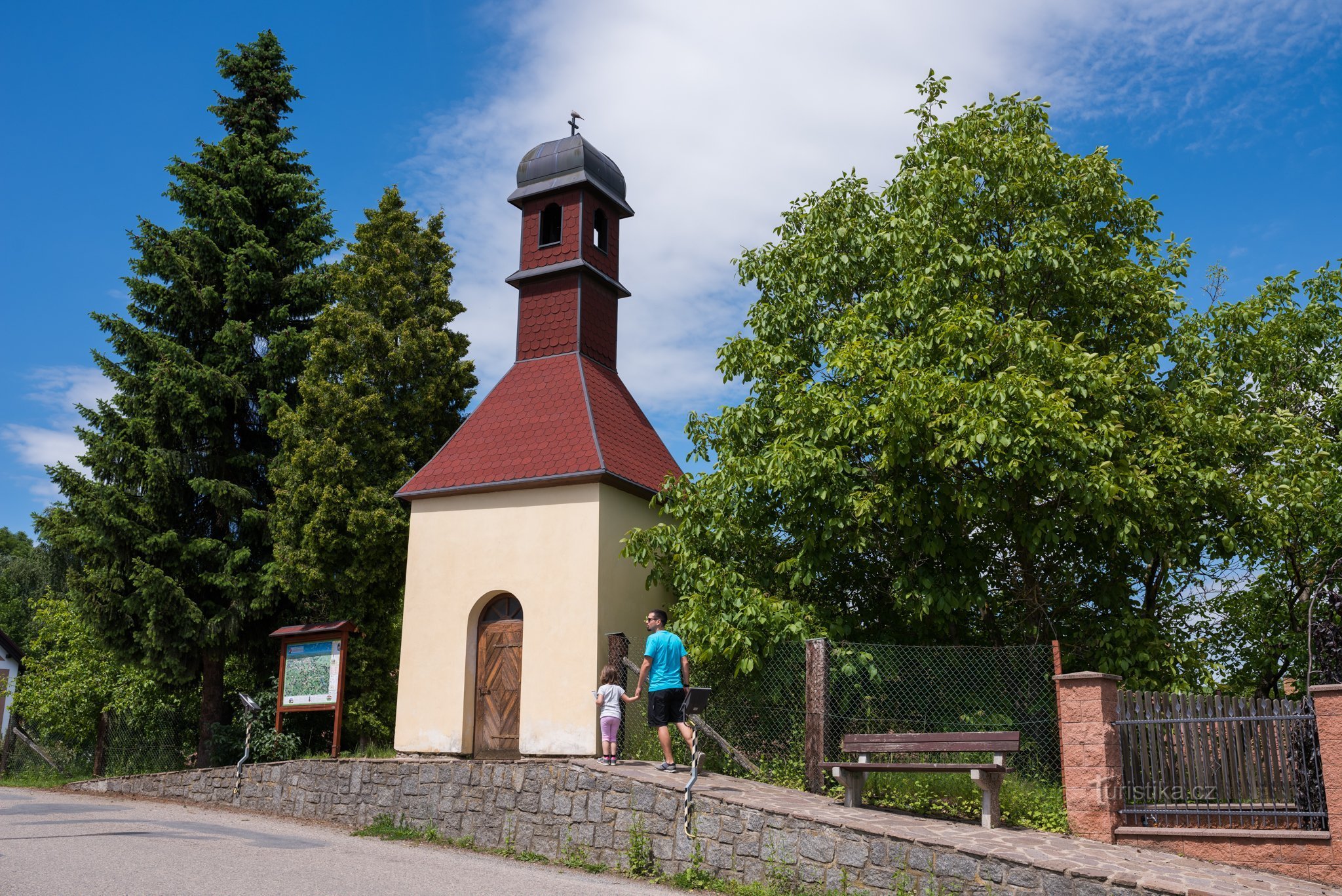 Blanické rytířů 地方の最南端の村 - Mezno - は 550 年を祝っています。