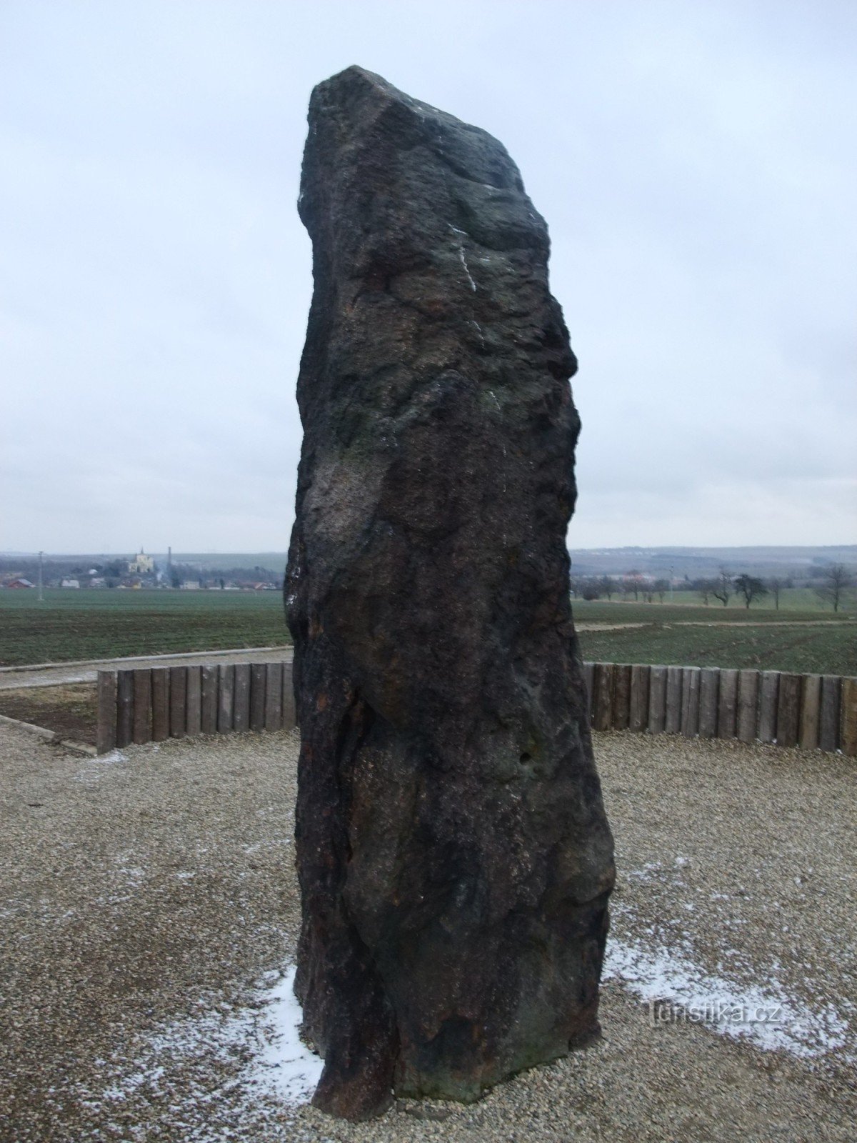 Největší menhir u nás - Zkamenělý pastýř