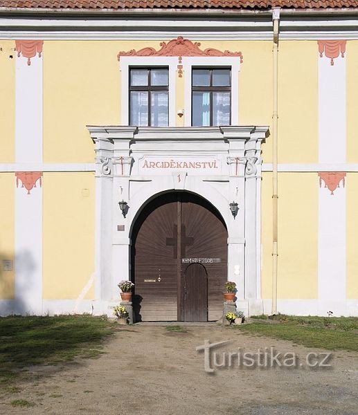 Nepomuk - edificio dell'arcidiacono