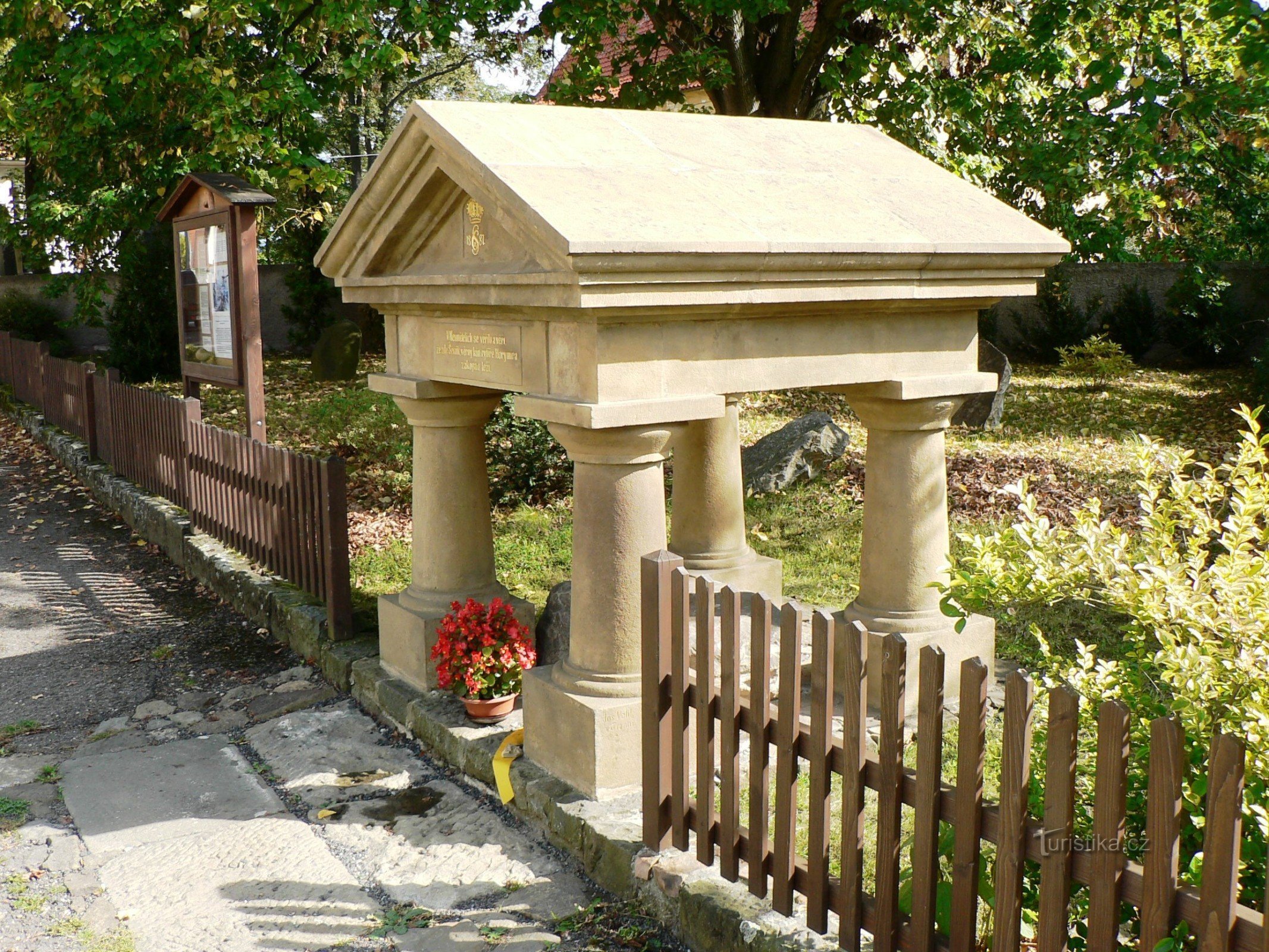 Neumetely - la tomba del leggendario Šemík