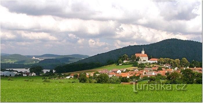 Zavar a Rabbi hátterében