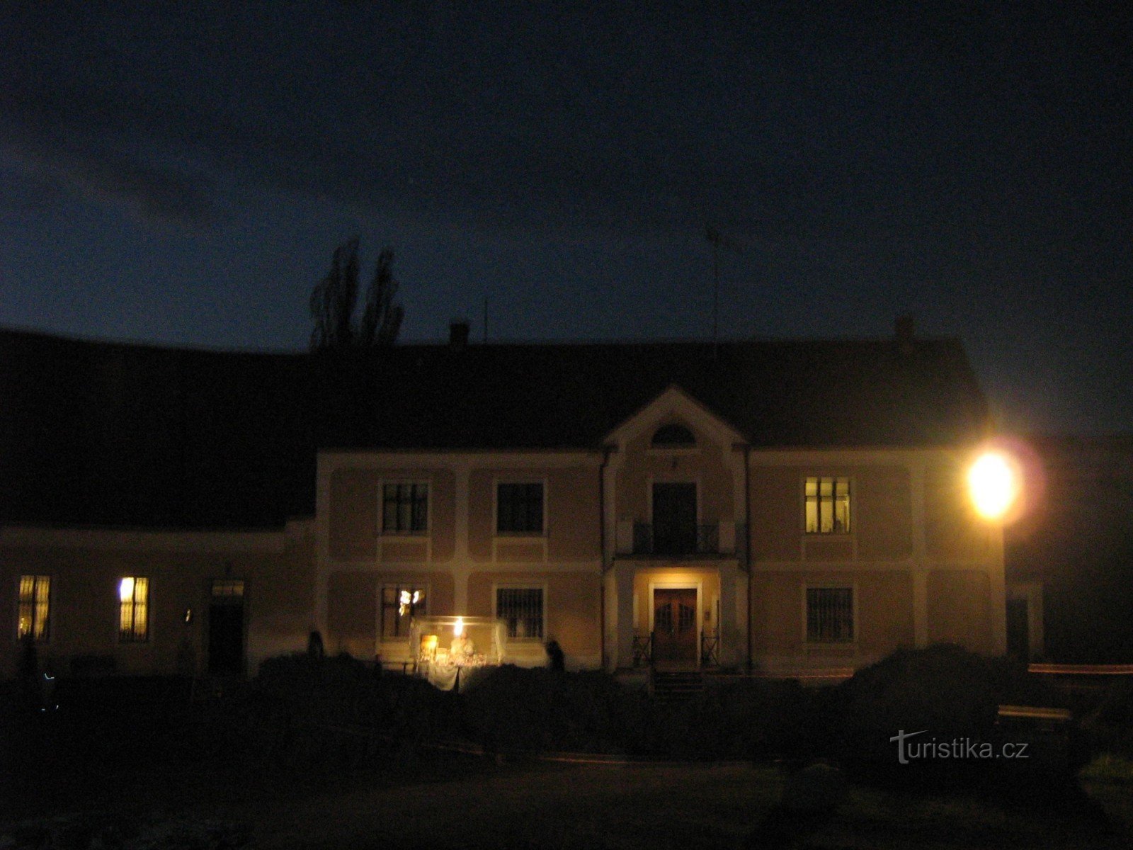 Castillo de agua nocturna Švihov