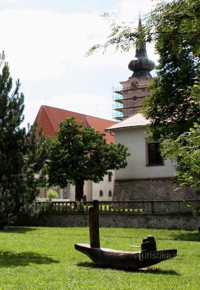 Nová Bystřice - Igreja de St. Pedro e Paulo
