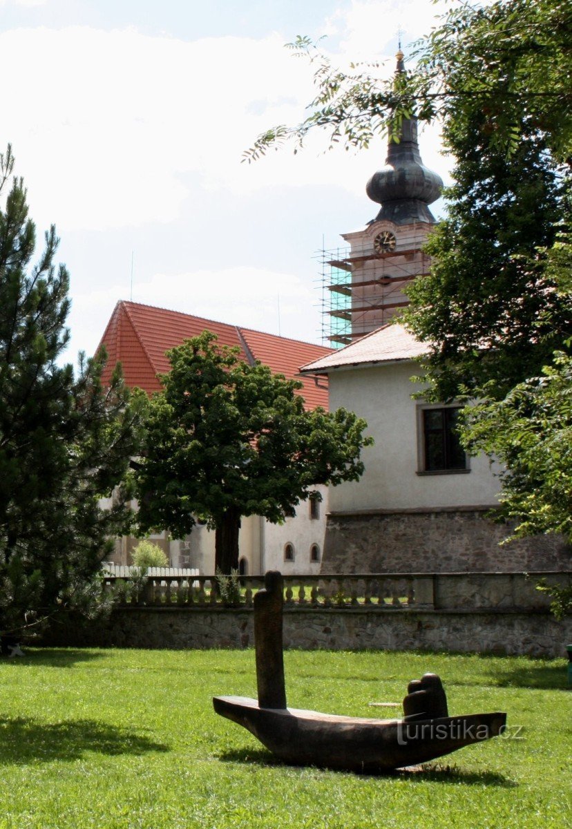 Nová Bystřice - Église de St. Pierre et Paul