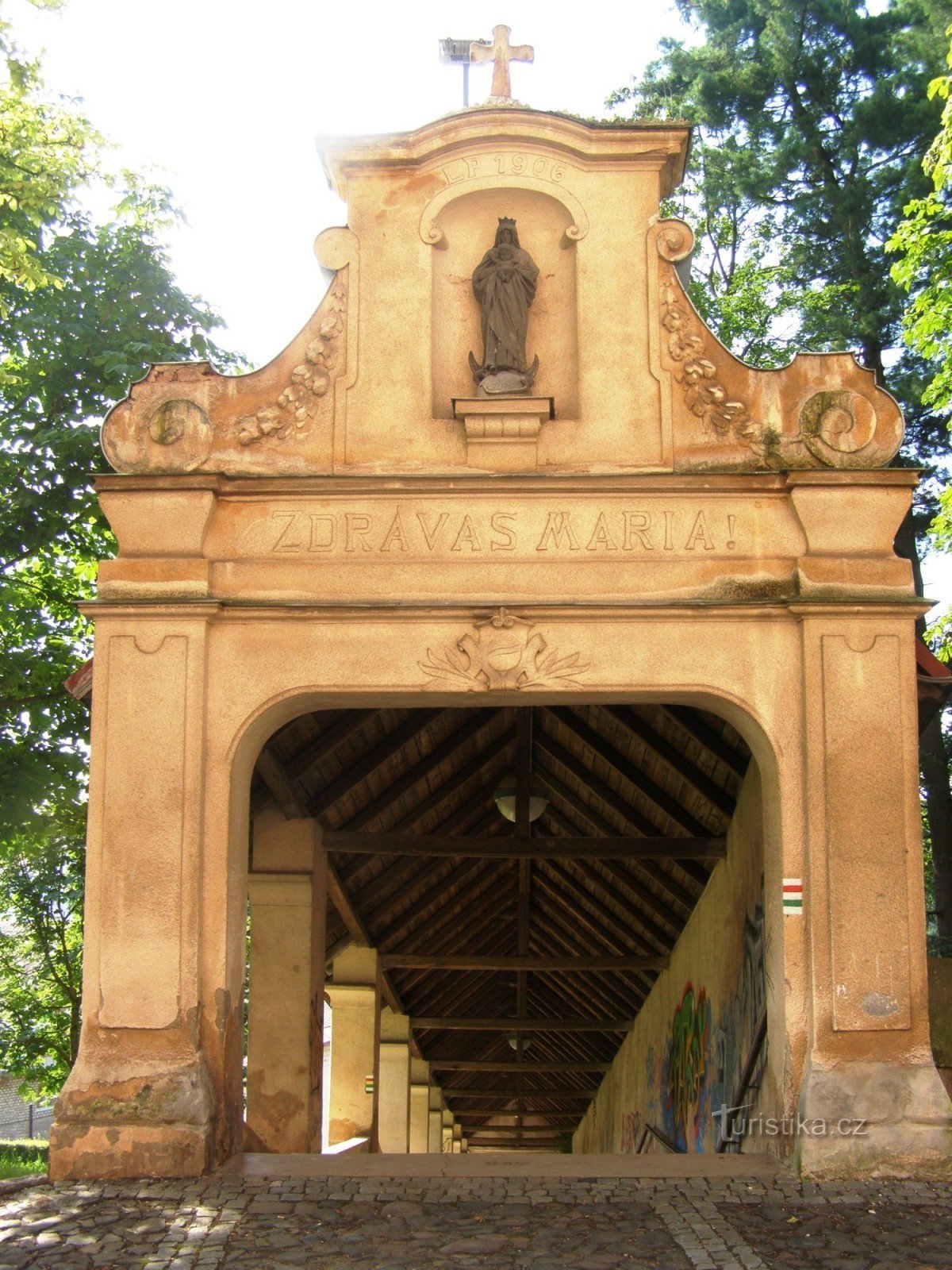 Nová Paka - chiesa del monastero dell'Assunzione della Vergine Maria