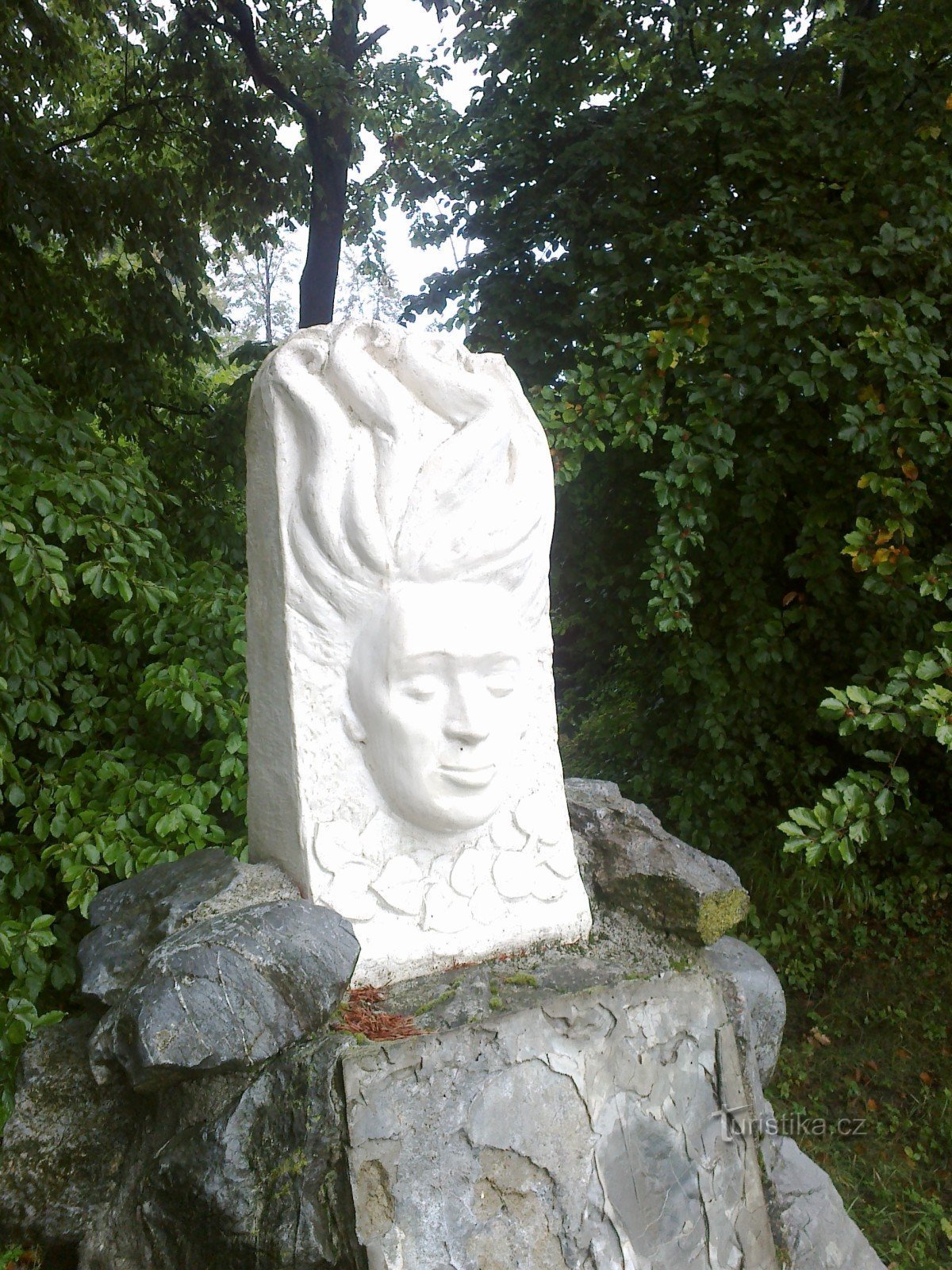 Sculptură nouă