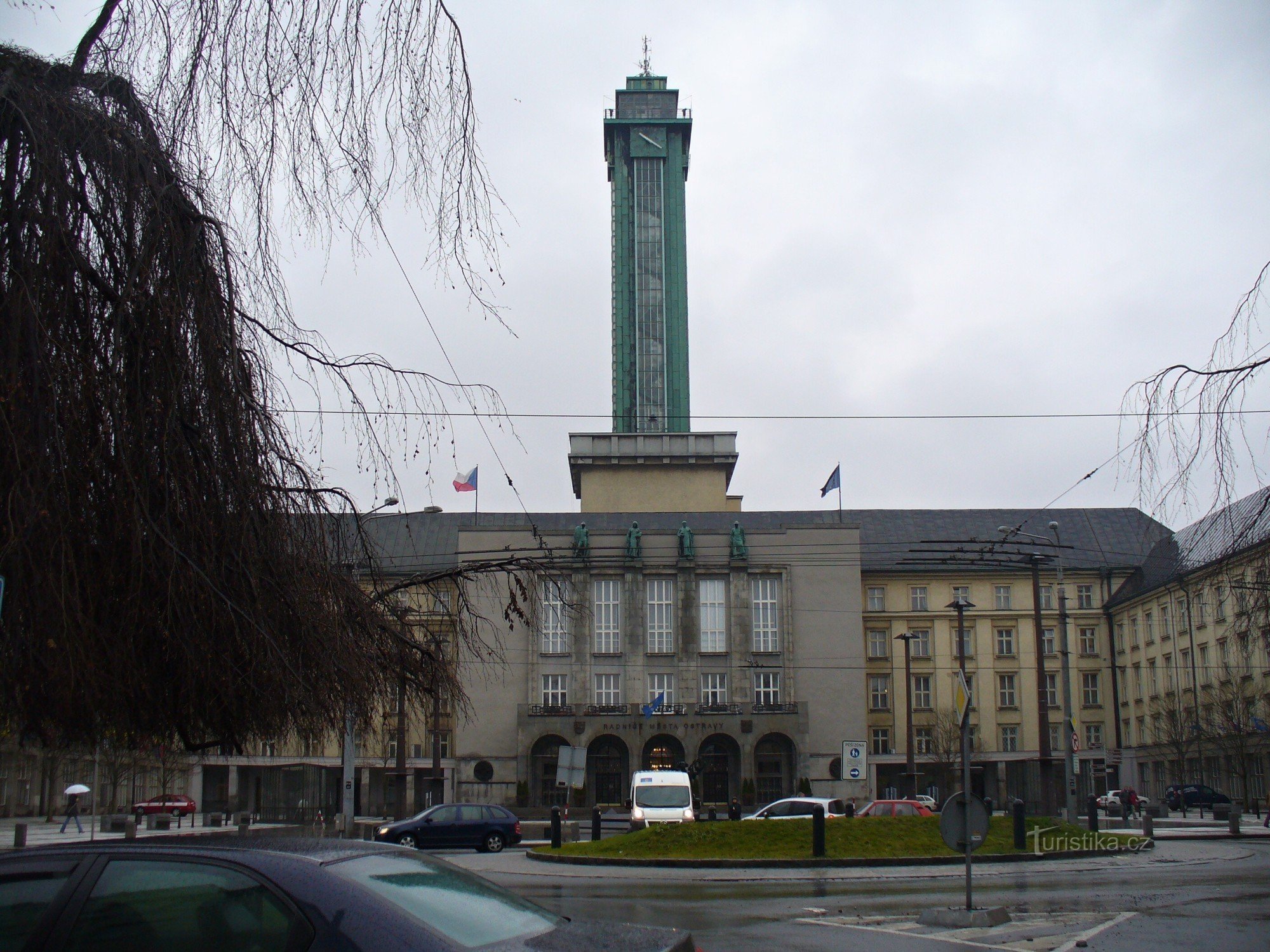 Nouvel hôtel de ville sur Prokešov náměstí ( TZ 737 )