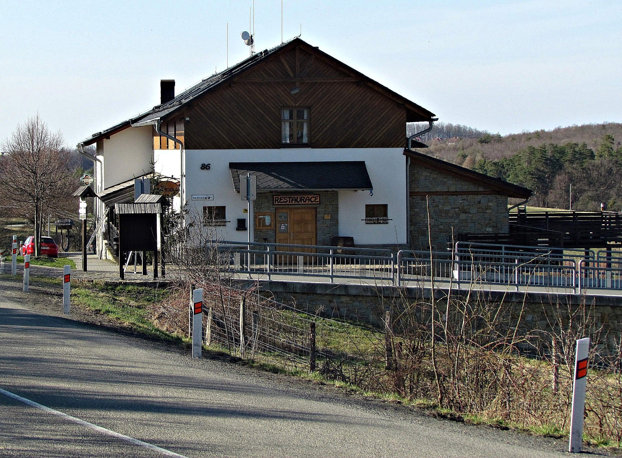 neues Restaurant und Gästehaus