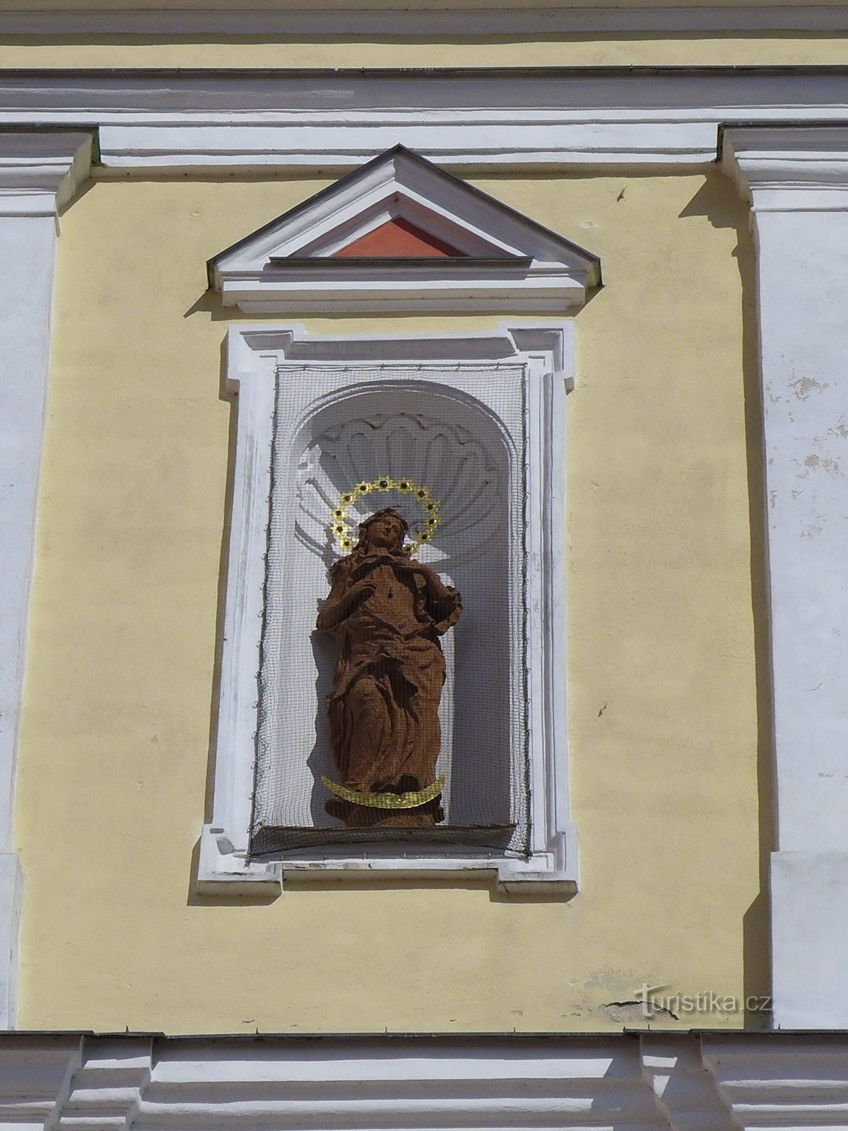 Nuevo Imperio - Iglesia de St. Pedro y Pablo