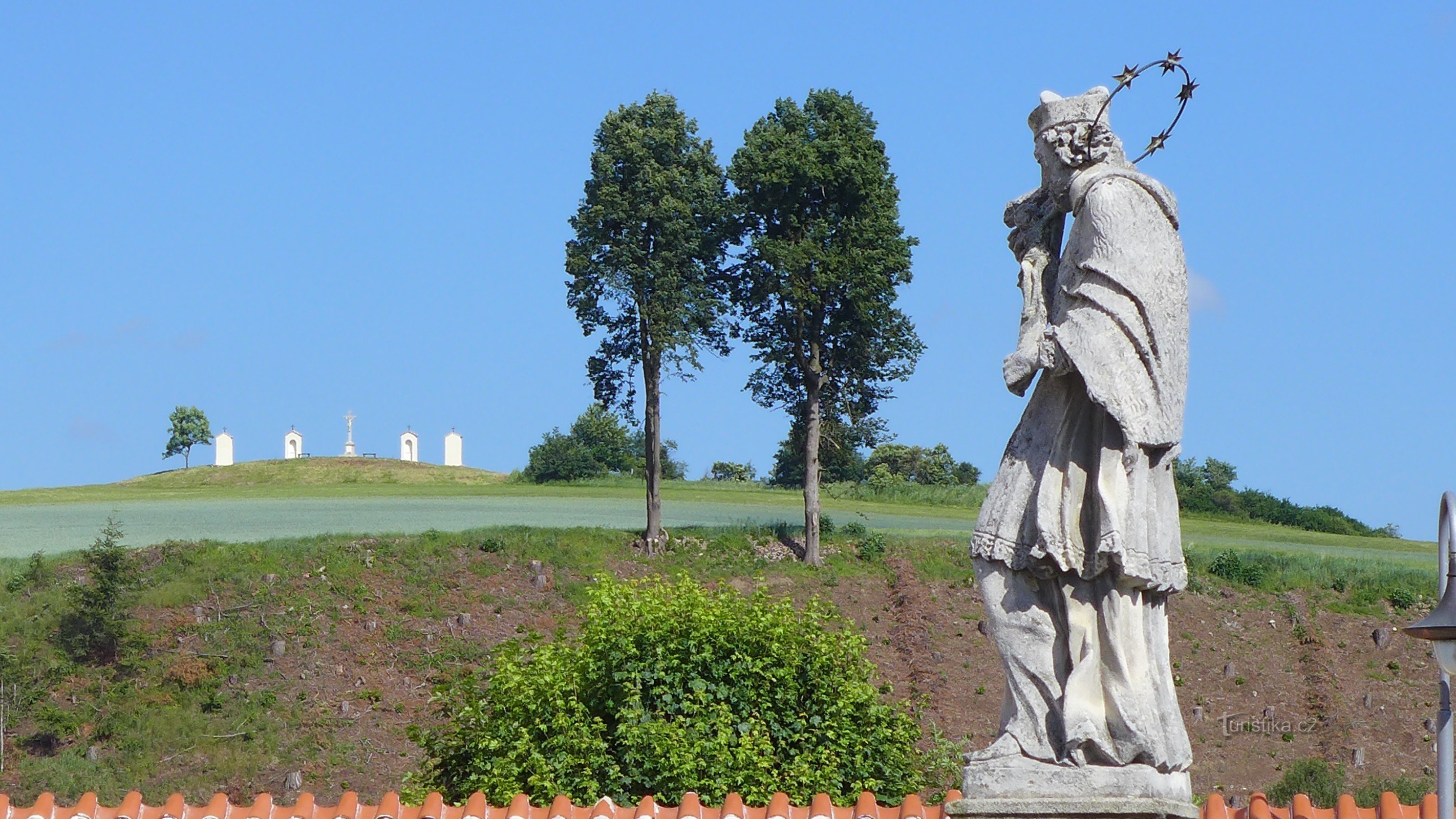 New Empire - Statue von St. Jan Nepomuký