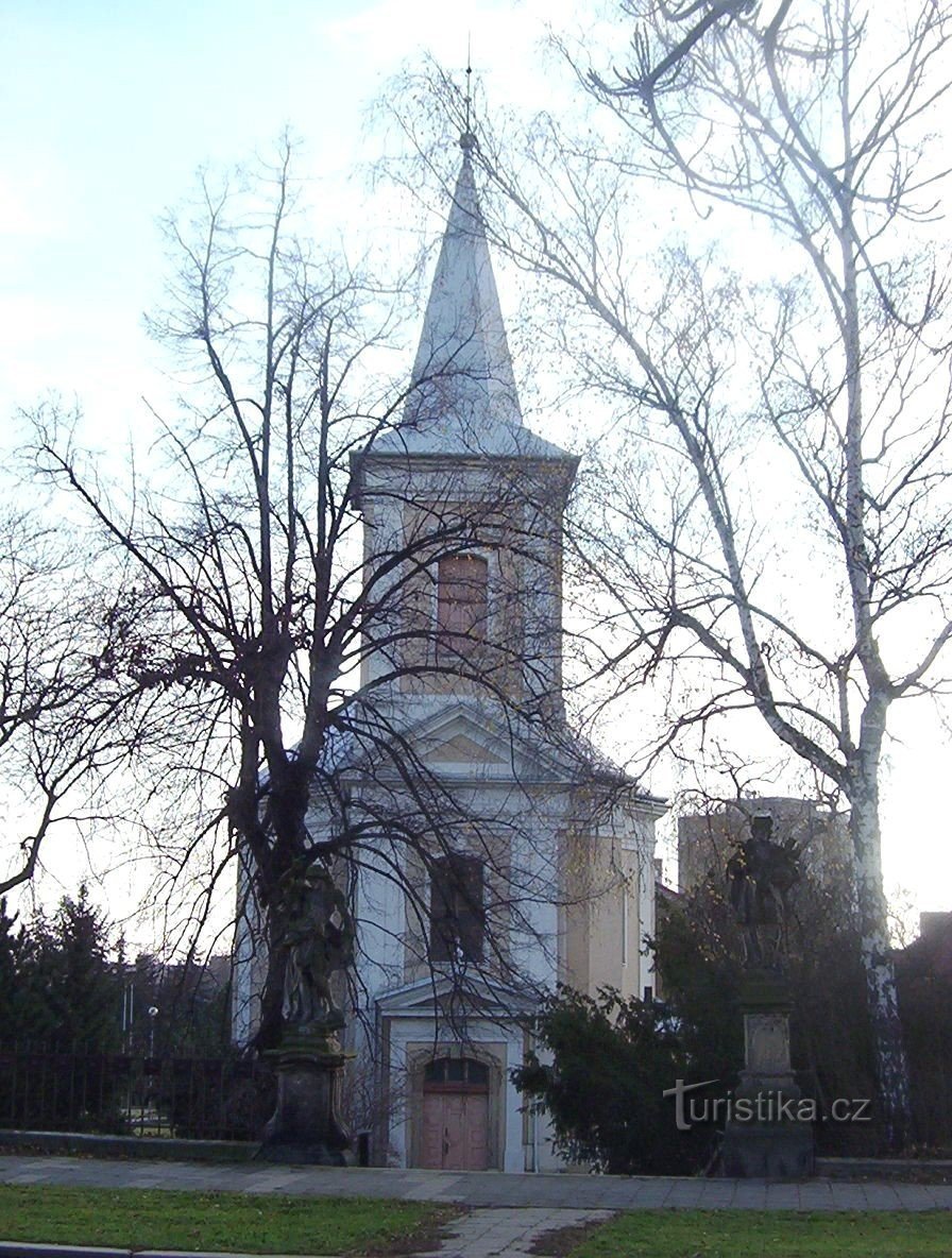 Nová Ulice-Kirche Unserer Lieben Frau von der Hilfe von 1774-80-Fassade mit Statuen-Foto: Ulrych Mir.