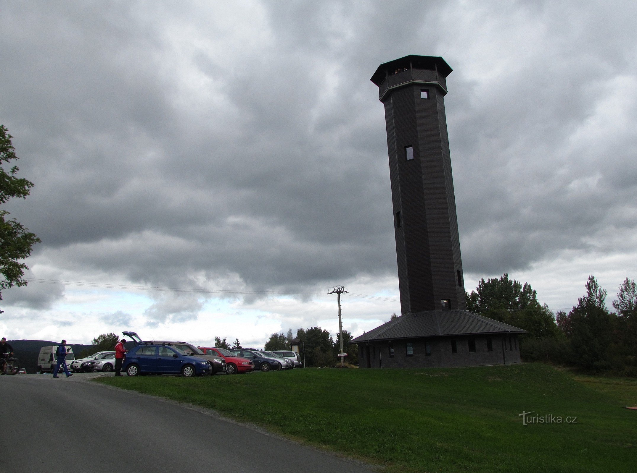 Nová Ves - área de la torre de vigilancia y casa de campo Na Vyhlídke