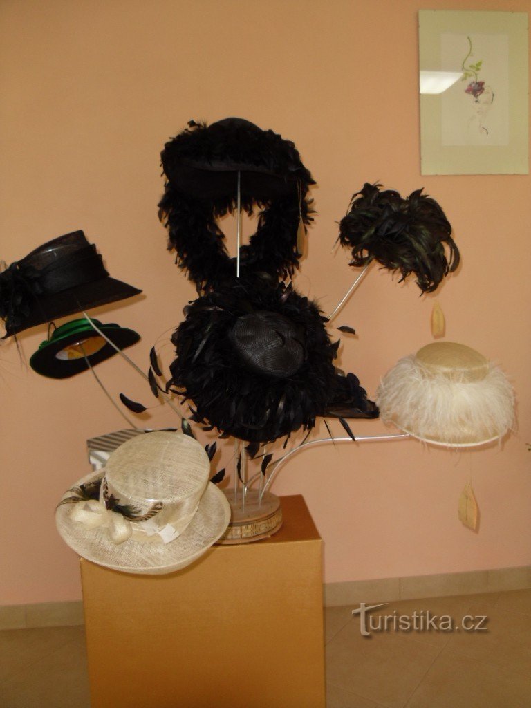 Nové Hrady - Phòng trưng bày mũ