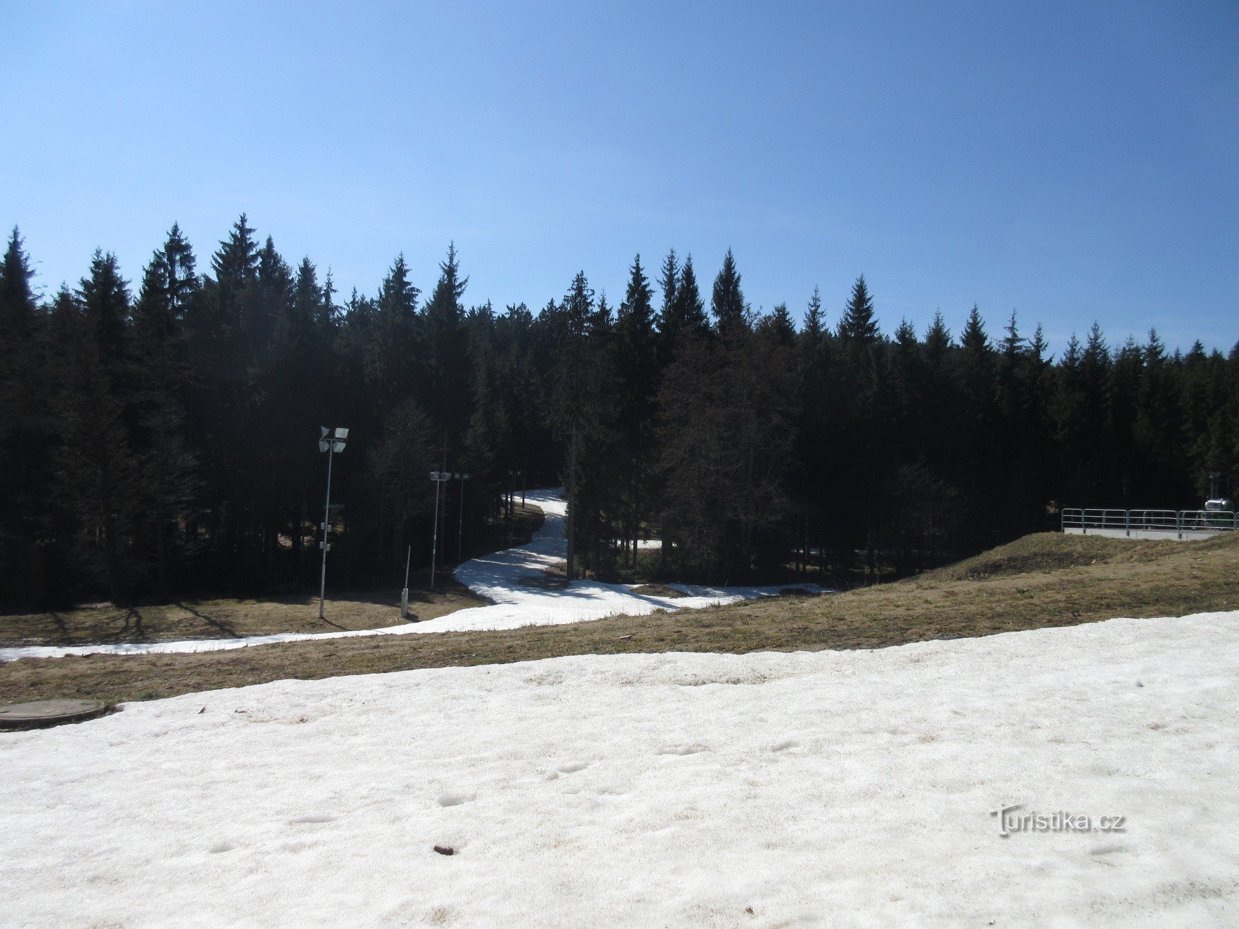 Nové Město – skiskydningskompleks Vysočina arena og vintersportens historie