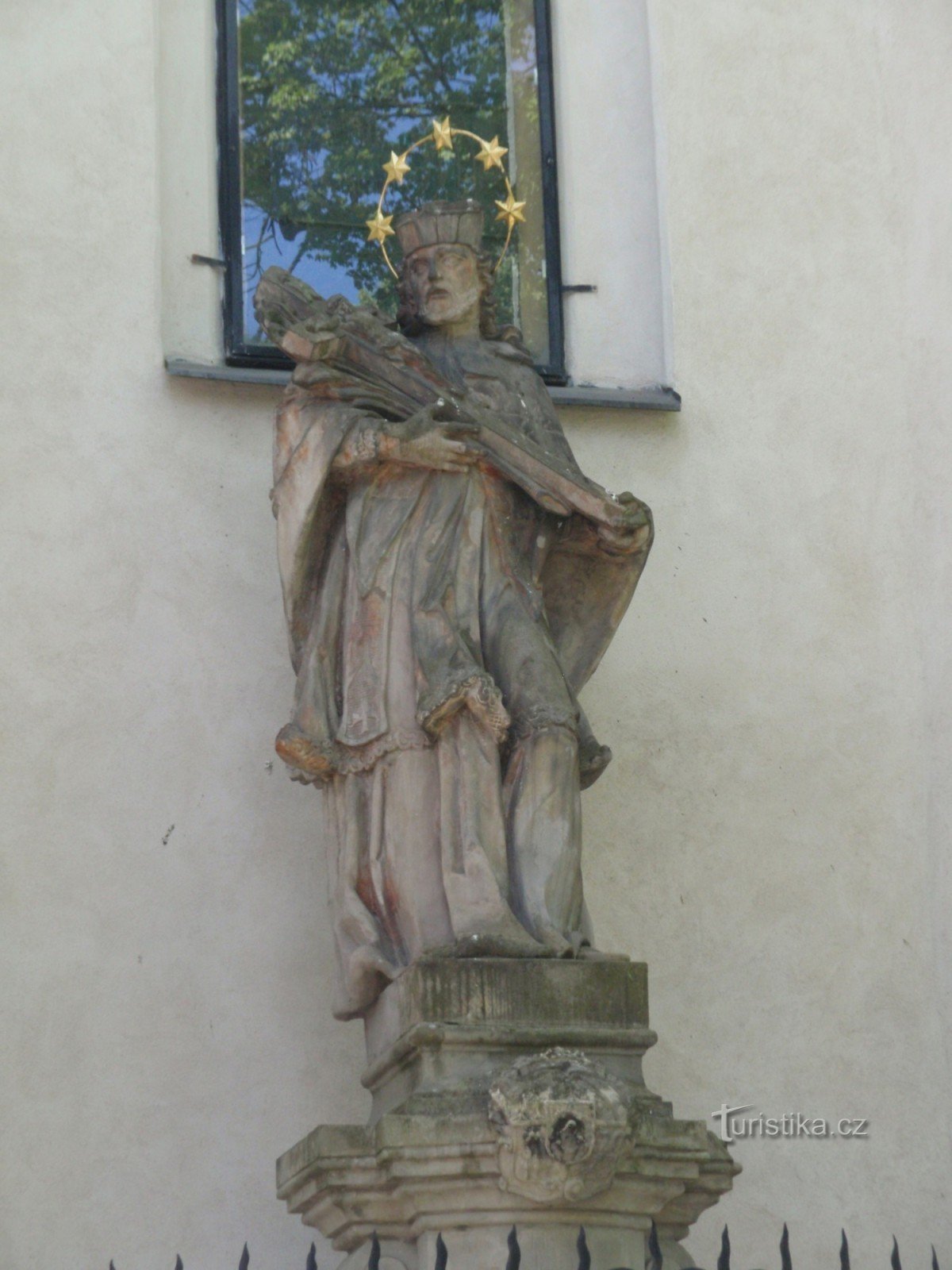 Uusi kaupunki Moraviassa - patsas St. Jan Nepomucký