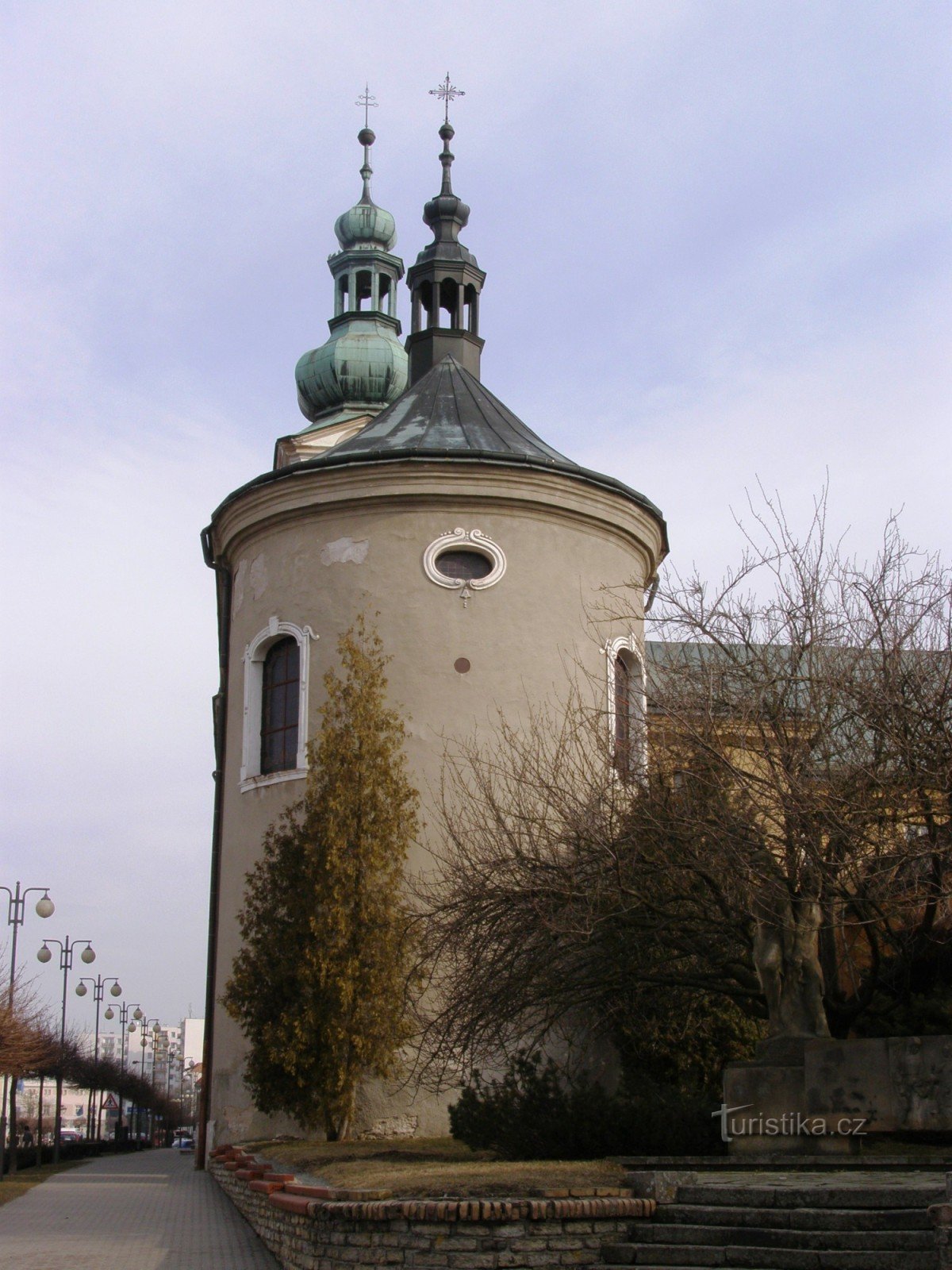 Nové Město nad Metují - Szűz Mária születésének kolostori temploma