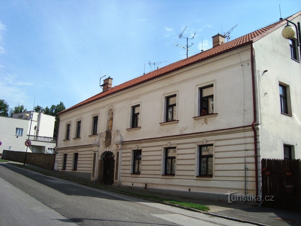 Nové Město nad Metují-ul. Čs.légií-U Sv. Jana-Kuva: Ulrych Mir.