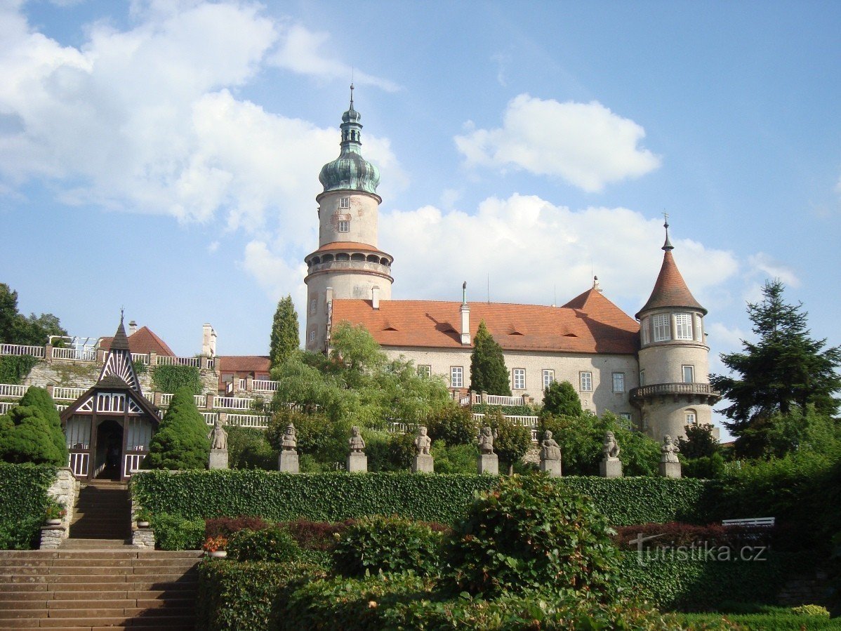 Nové Město nad Metují - castle with Braun's gnomes from the garden - Photo: Ulrych Mir.