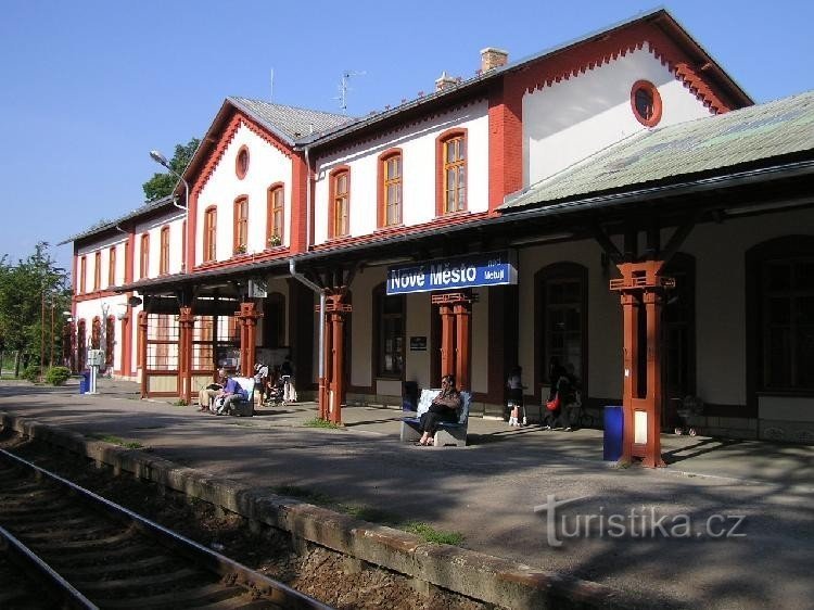 Ciudad nueva - estación de tren