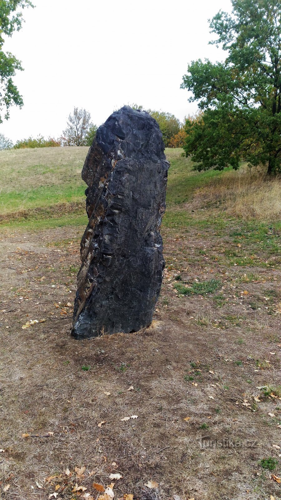 Współczesny menhir w Ústí nad Labem.