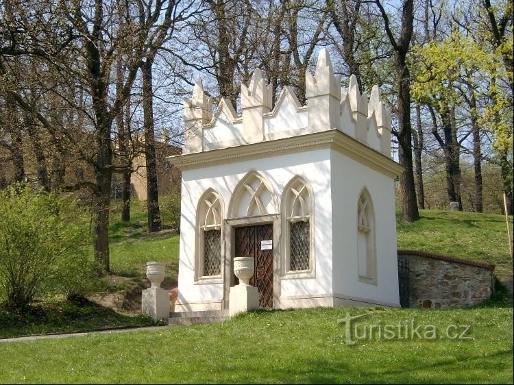 Neo-Gothic gazebo