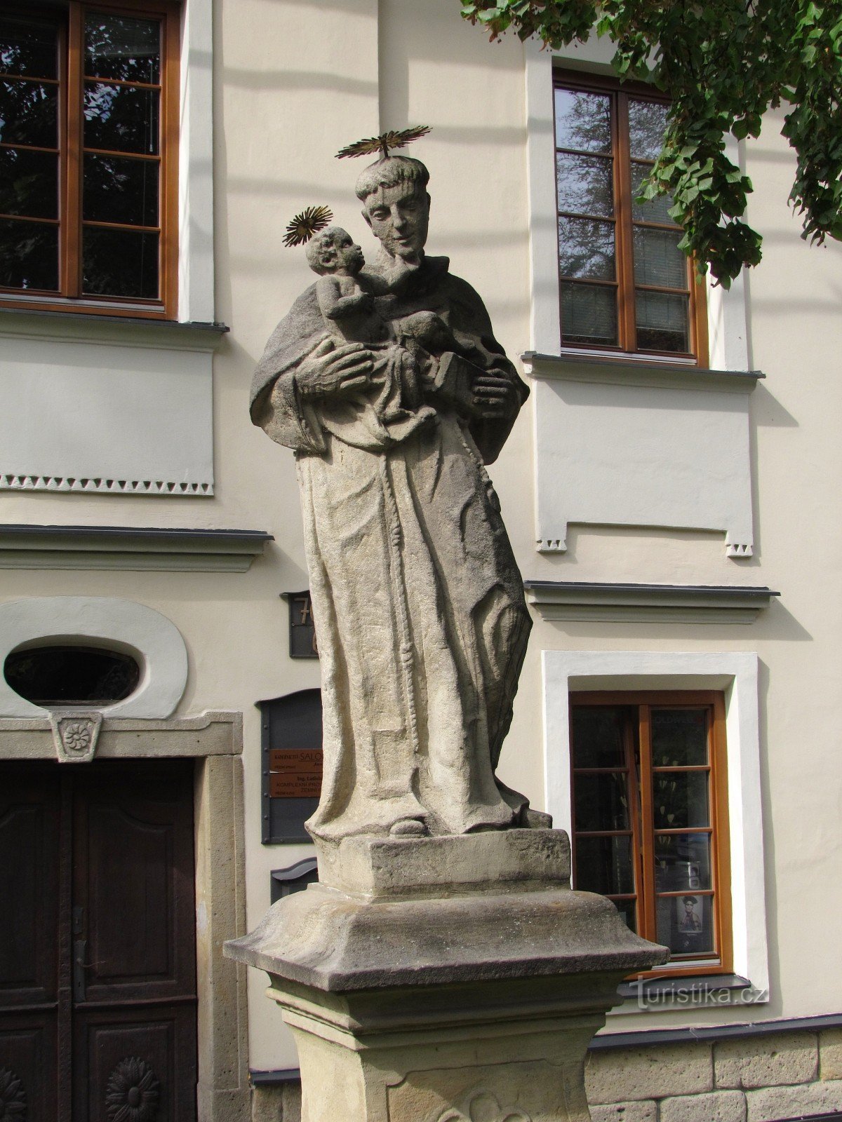 Novojičín-statuer af St. Anthony og St. Ignatius