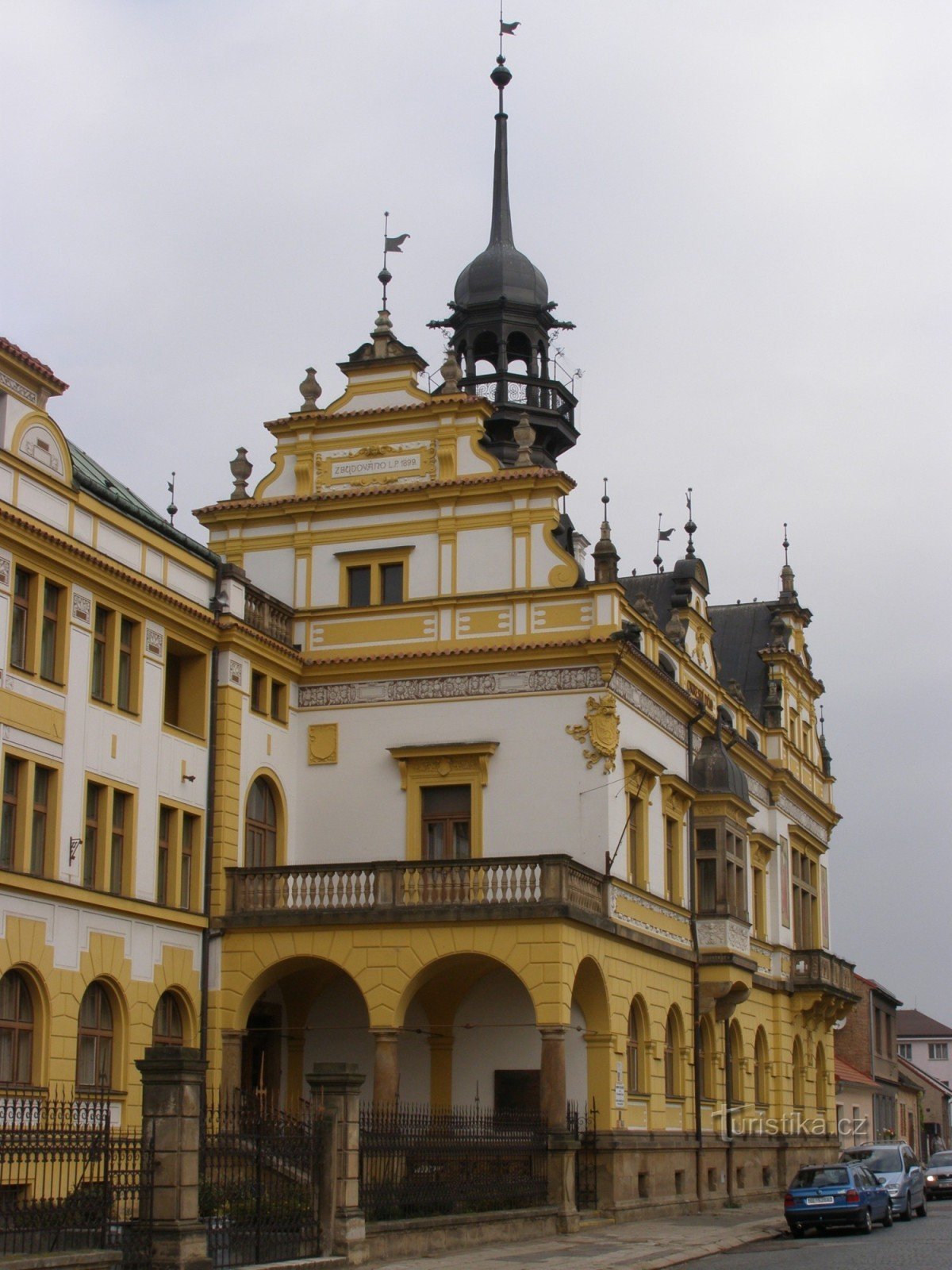 Nový Bydžov - Dom Powiatowy